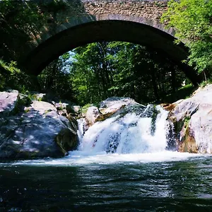 **** Le Refuge Des Fées Saint-Julien-du-Gua